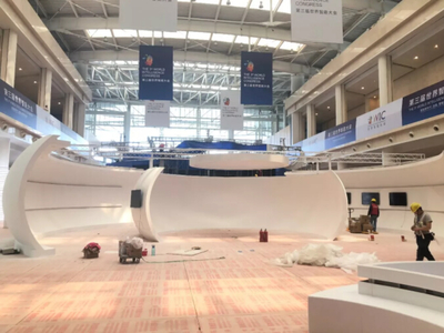 第三屆世界智能大會 籌備工作層層推進，施工搭建如火如荼，企業形象設計點亮智能舞臺